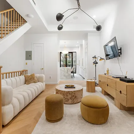 Luxurious Harlem Home With Modern Amenities, Outdoor Patio!